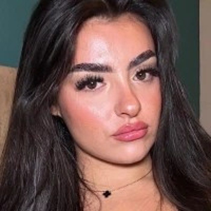 Carly Sophie — public profile photo