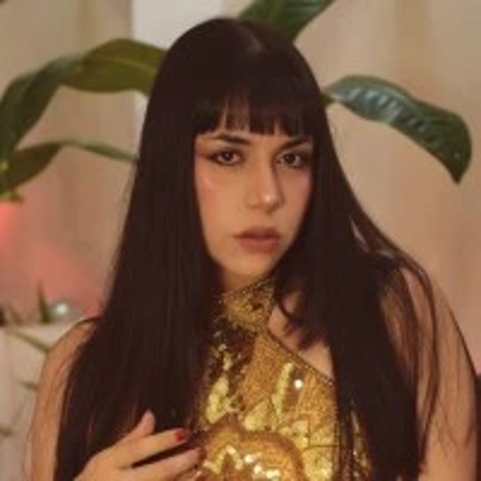 Coral Me — public profile photo