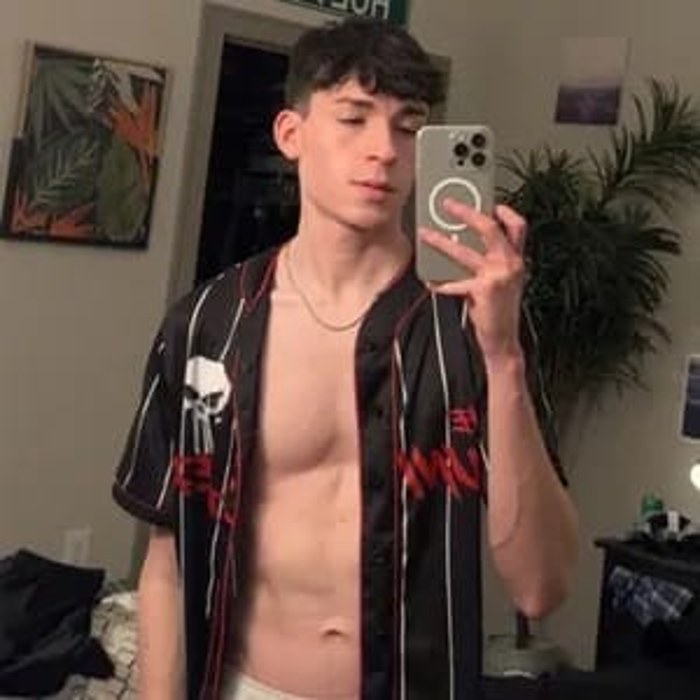 Devin Holt — public profile photo
