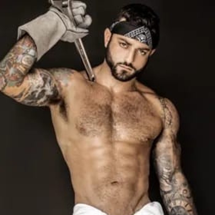 Drew Valentino DrewcyFrOOtXL — public profile photo