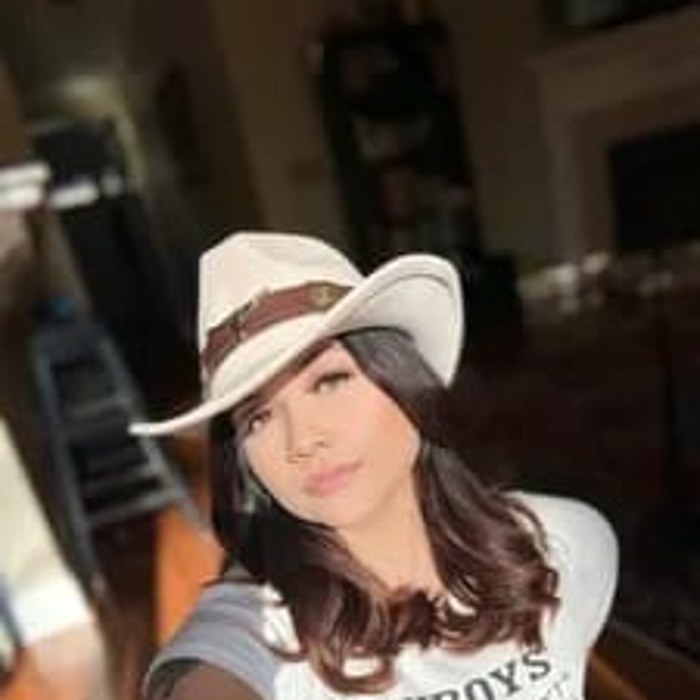 Elena Vonn — public profile photo