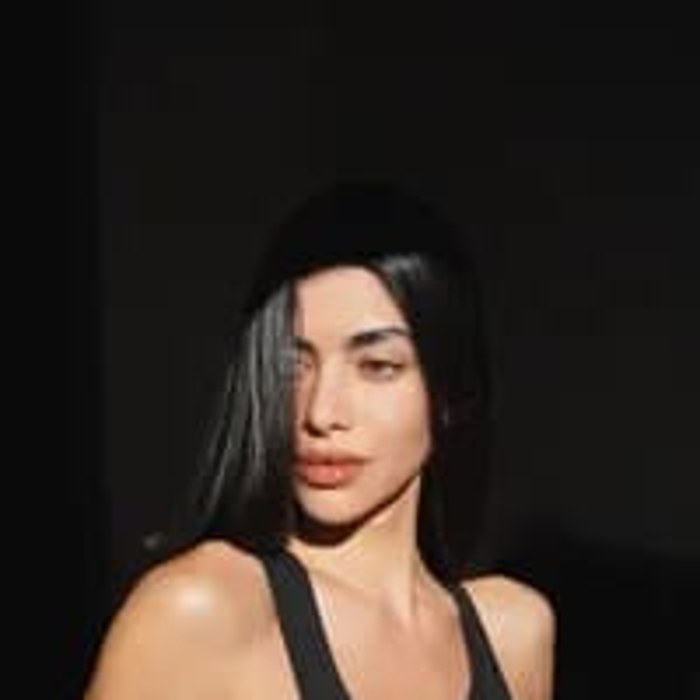 Gabrielle M — public profile photo