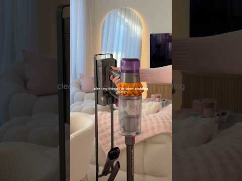 deep cleaning my dyson 🫣🫧 #shorts #cleantok #cleaningtips #asmrcleaning #cleaningmotivation