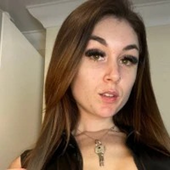 It’s Alissa Bella — public profile photo