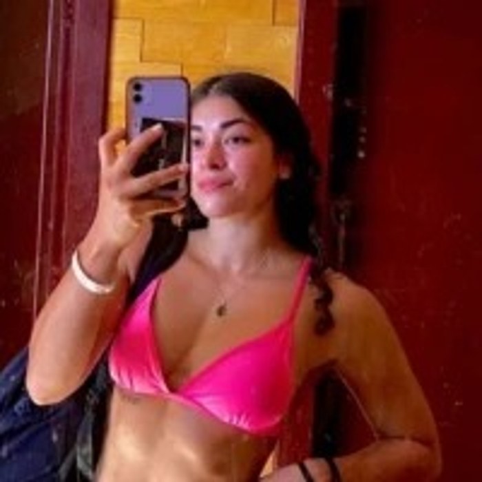 Jade Melodyy — public profile photo