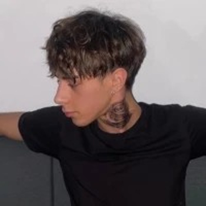 JDL — public profile photo
