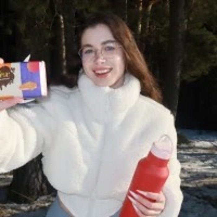 Laurel Jeune — public profile photo