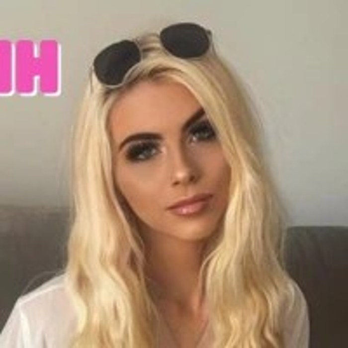 Life of Chloe — public profile photo