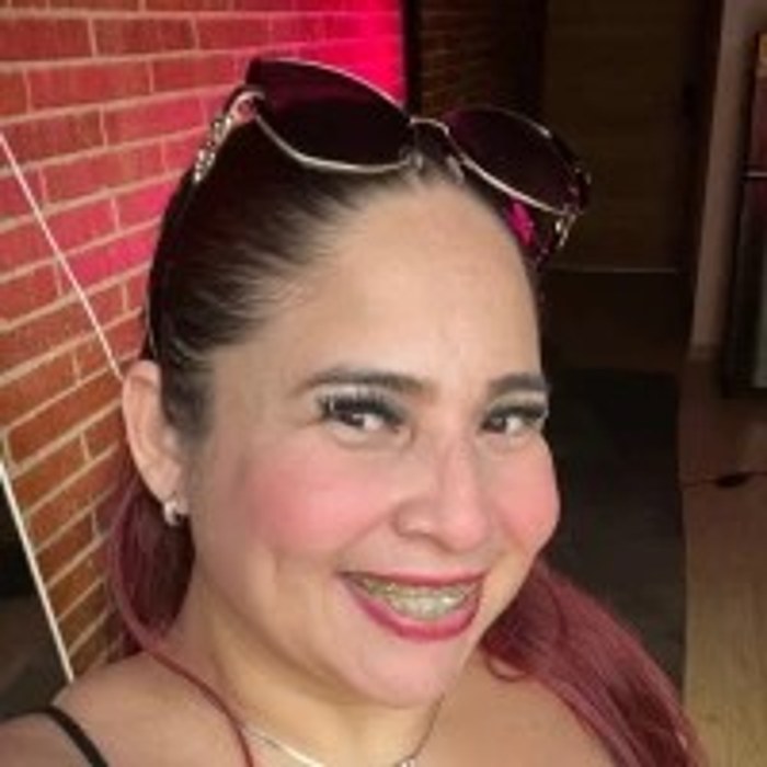 Lola Pop — public profile photo