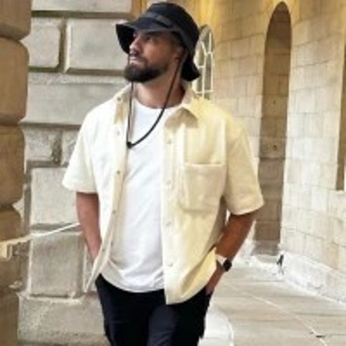 Lucas Kazim — public profile photo