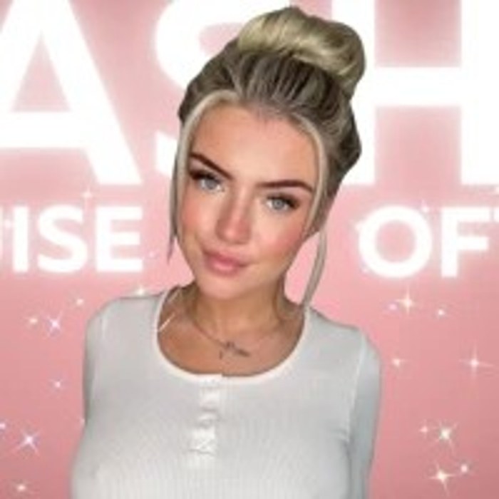Tasha Louise — public profile photo