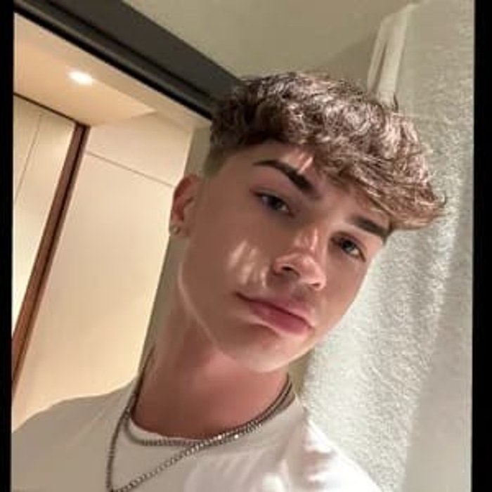 xjonkuch ツ — public profile photo